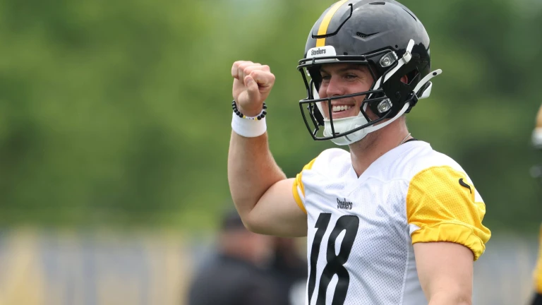 Steelers Quarterback School is in Session