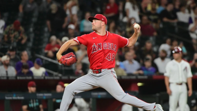 Detmers continues hot stretch in win over Diamondbacks