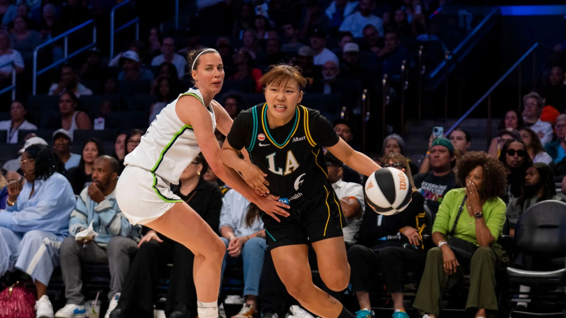 Sparks lose to Lynx; Miles scores career-high 31 points
