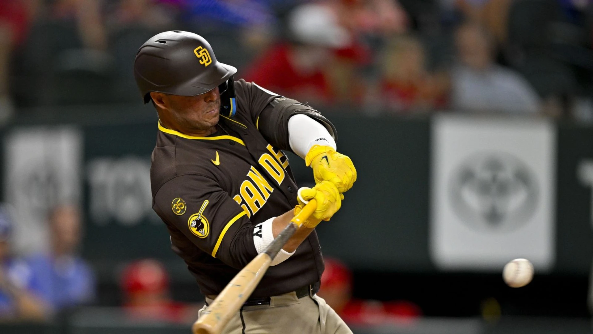 France has big night, Padres hitters get rare let down from pitching in loss