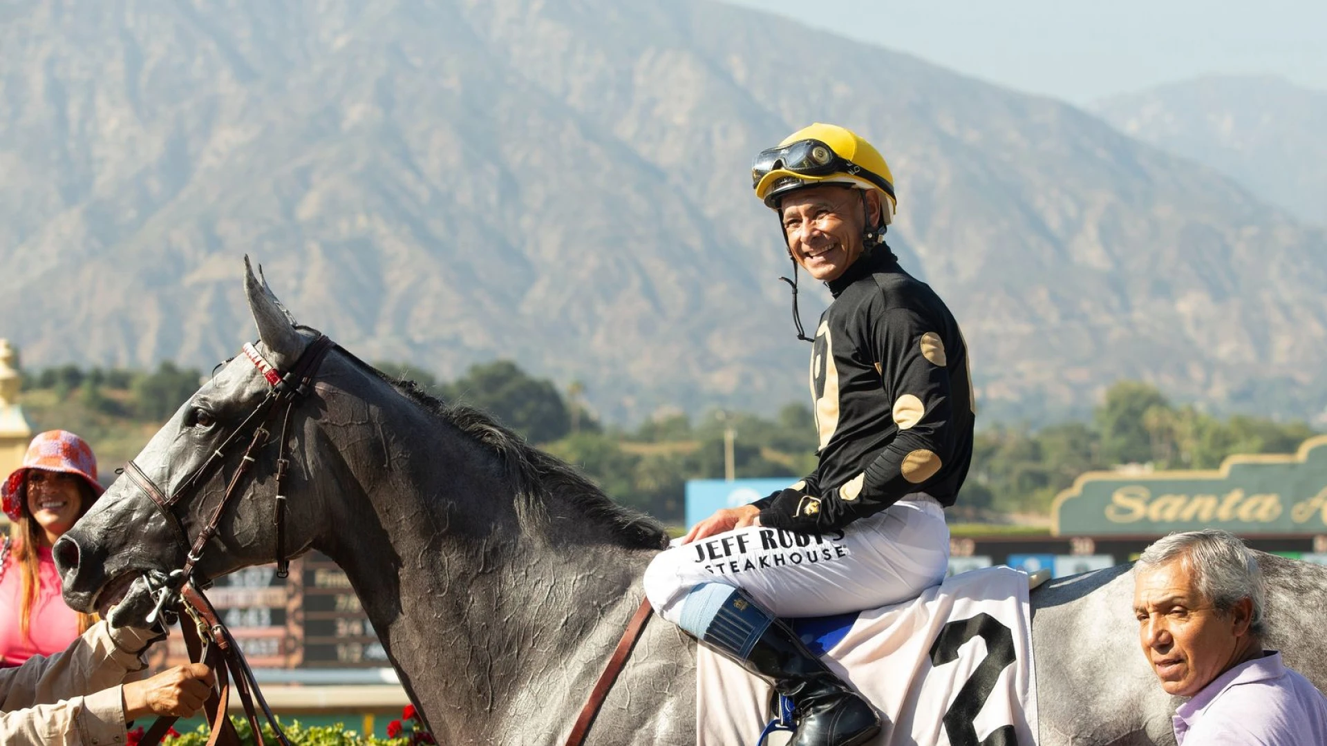 Horse Racing Saturday: Back to Los Alamitos