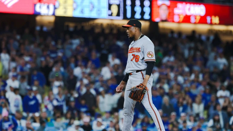 Kyle Tucker can't deliver in the ninth as Orioles even series