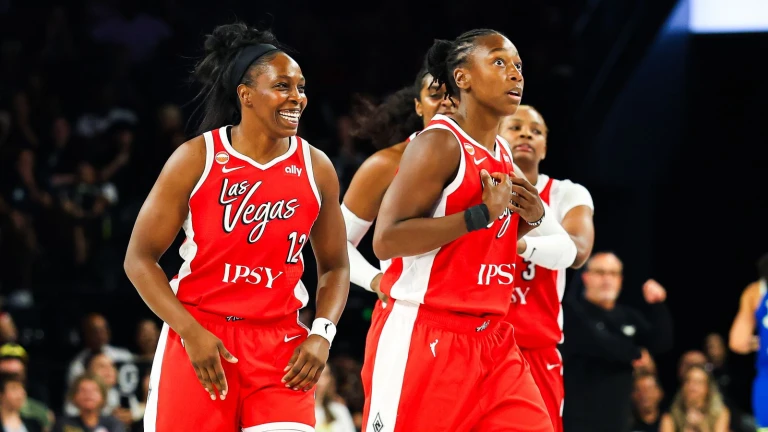 TST Images: Aces defeat the Wings, 99-84, at Michelob ULTRA Arena