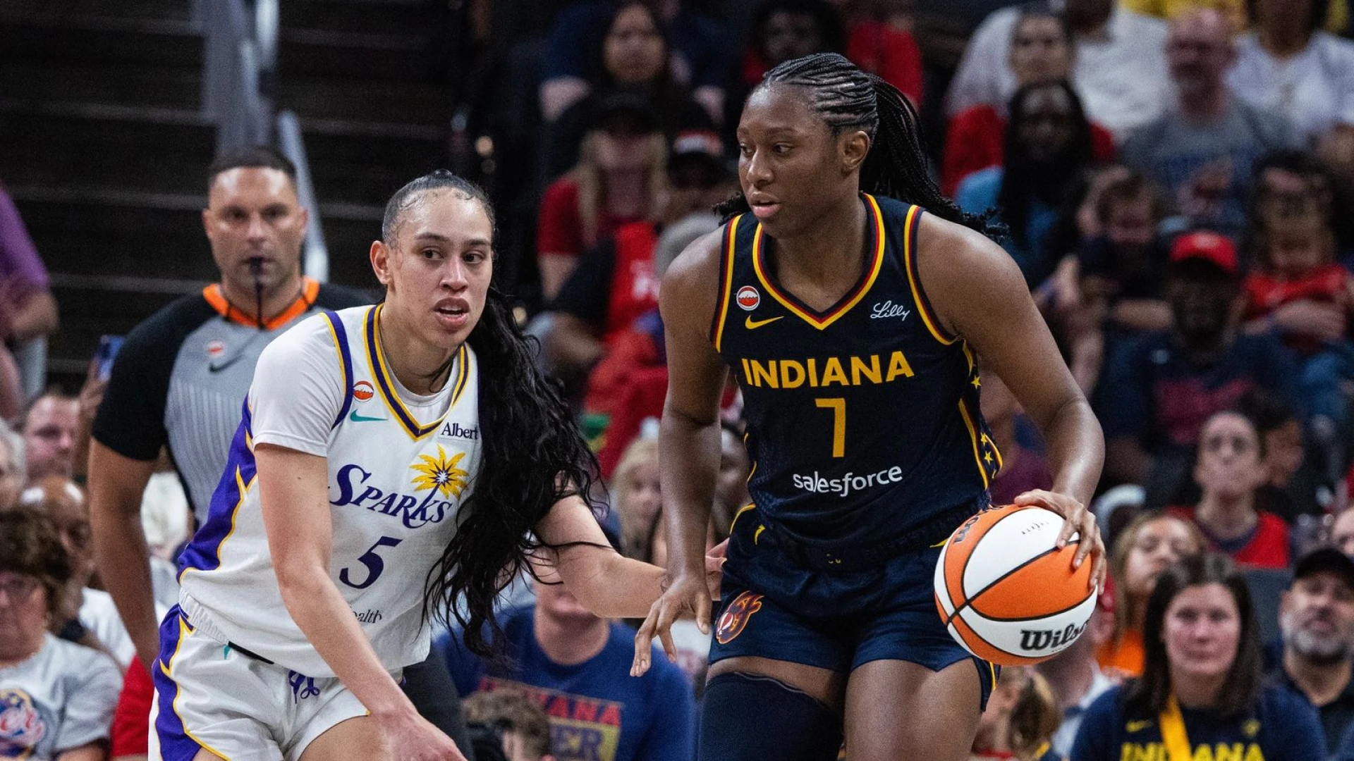 Sparks sent to second straight blowout loss by Fever