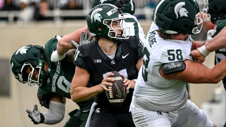 ESPN Ranks College Football's 25 Worst Starting Quarterbacks for 2026