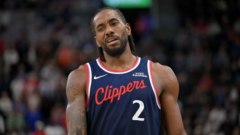 The Kawhi Leonard Era in Los Angeles Comes to an End With Trade to Raptors