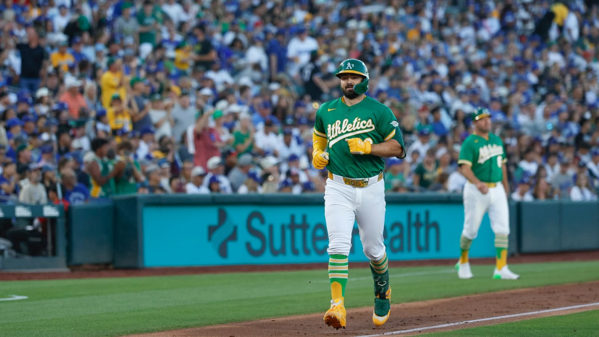 MLB