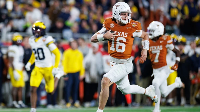 Joel Klatt Ranks the Top 10 College Football Quarterbacks for 2026