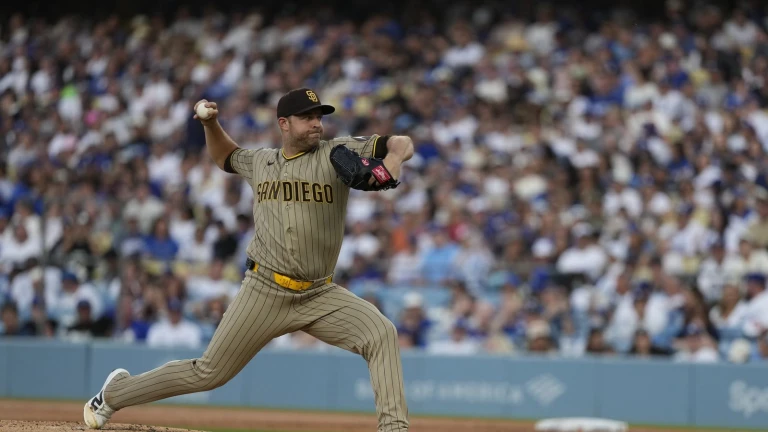Not Again: Padres can’t hang on to a lead in loss at Los Angeles