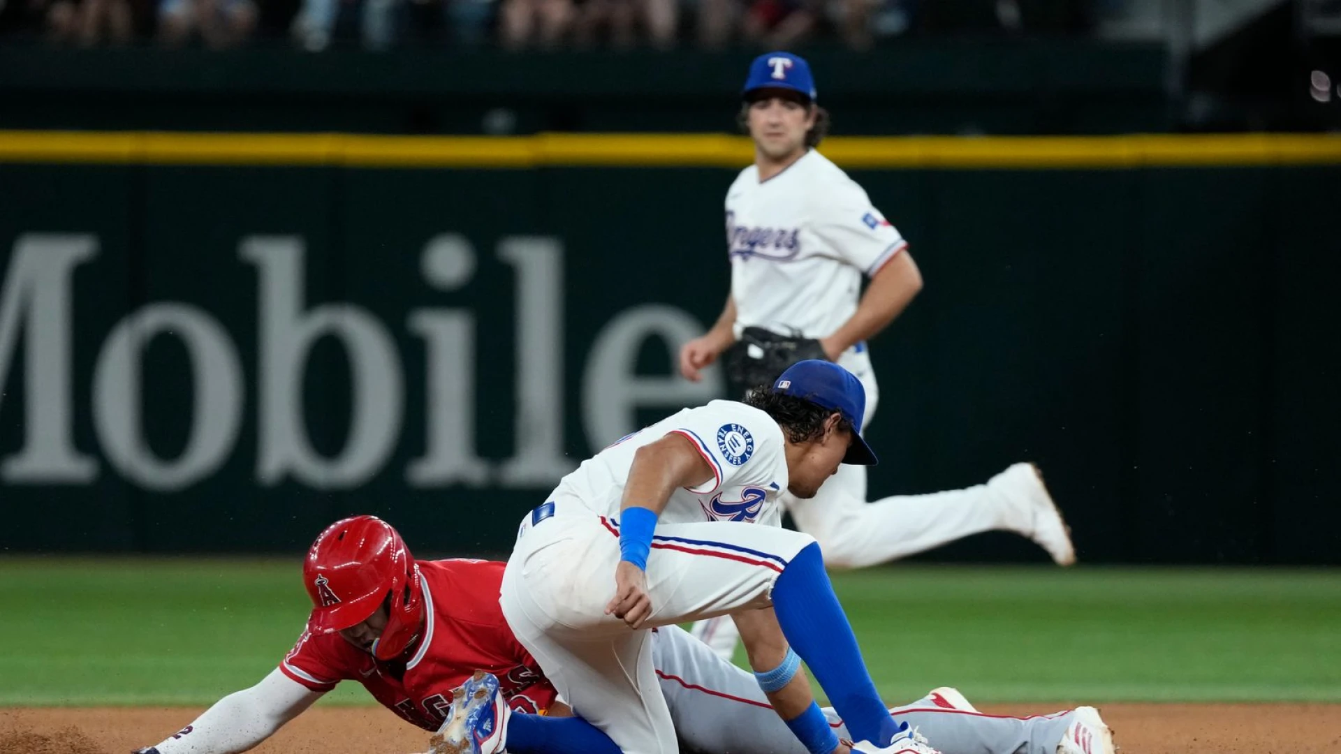 Late Bullpen Collapse Sends Angels to Seventh Straight Loss