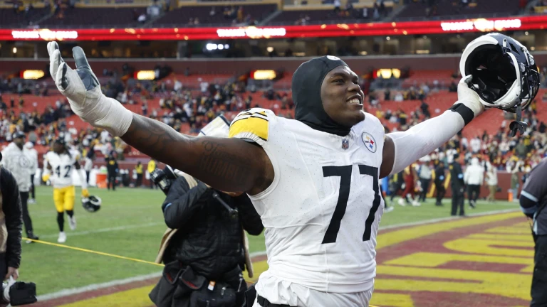 Countdown to Latrobe: Steelers Offensive Line PFF Metrics Grades
