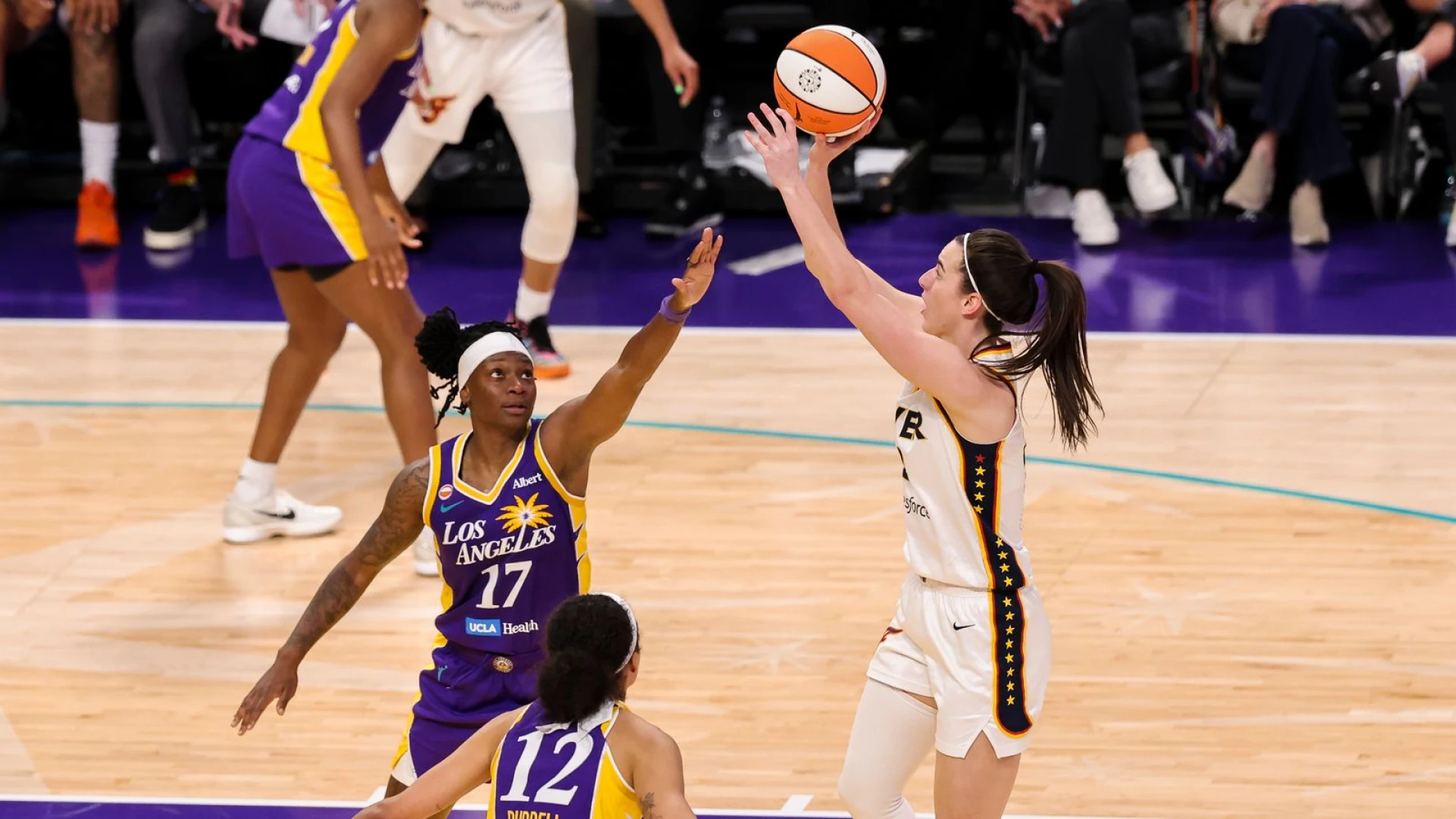 Caitlin Clark leans on resiliency as she returns to the Indiana Fever lineup