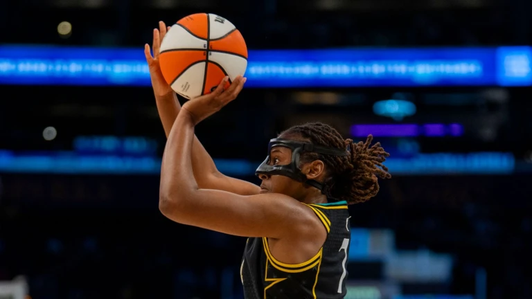 Ariel Atkins' season-high performance reflects growing comfort in Spark offense