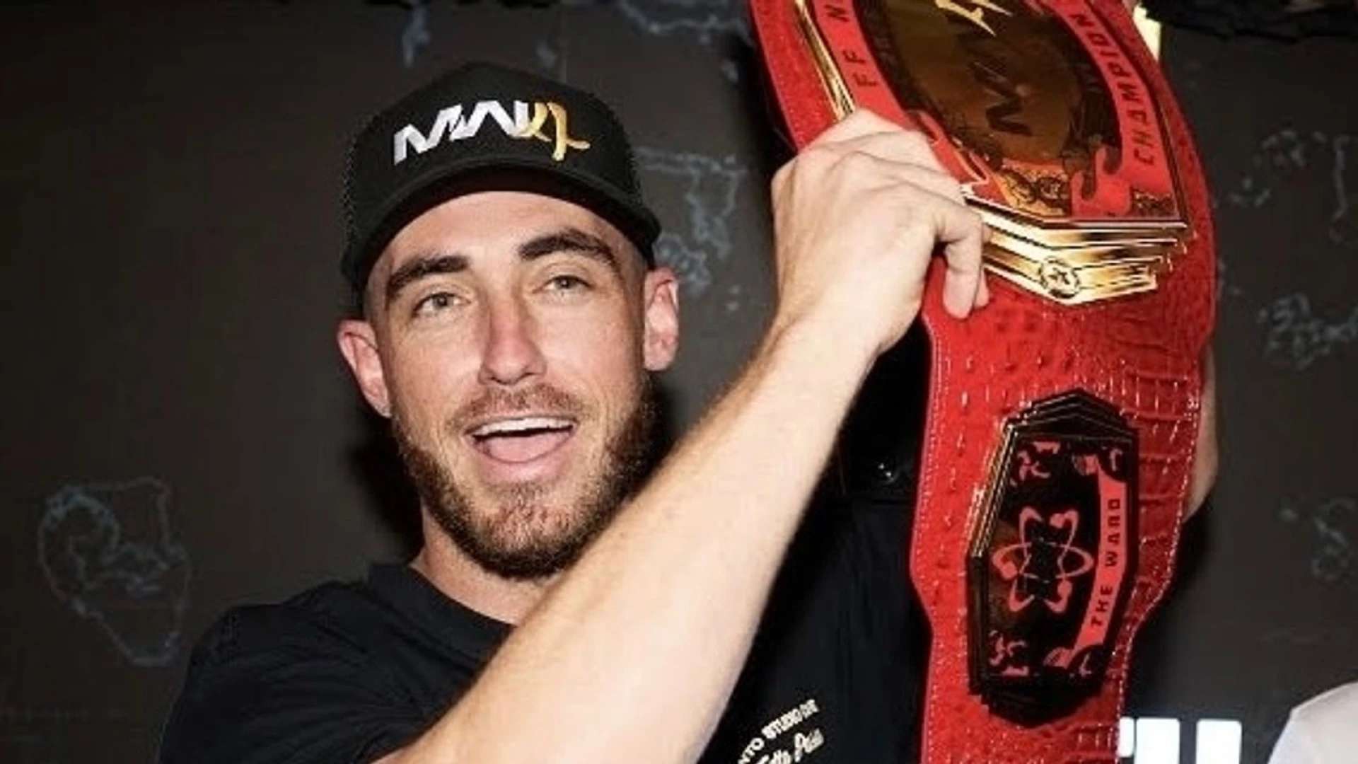 Cody Bellinger says Call of Duty brings athletes together as sports and gaming collide at Fanatics Fest