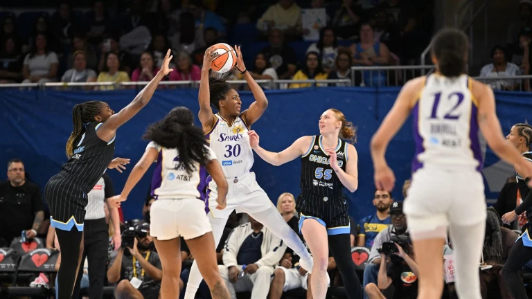 Sparks lose to Sky, now 0-3 on current road trip