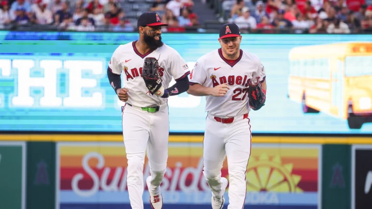 Five-run first and six scorching innings from Ureña lifts Angels over Cardinals