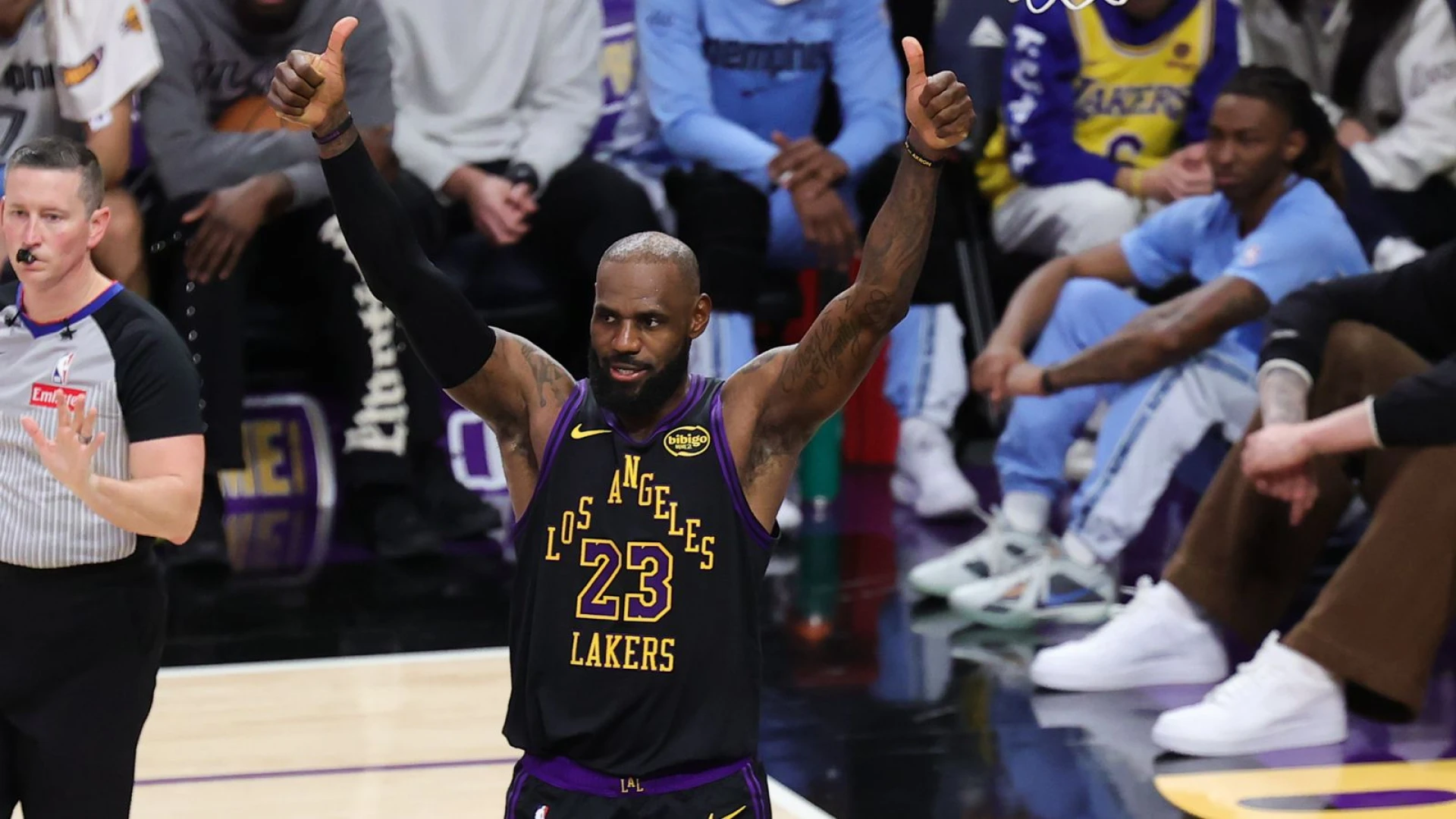 LeBron James joins 76ers, ending eight-year Lakers run