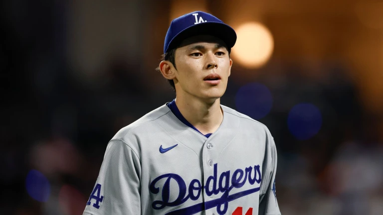 TST Images: Dodgers defeat Mets, 4-2, at Citi Field