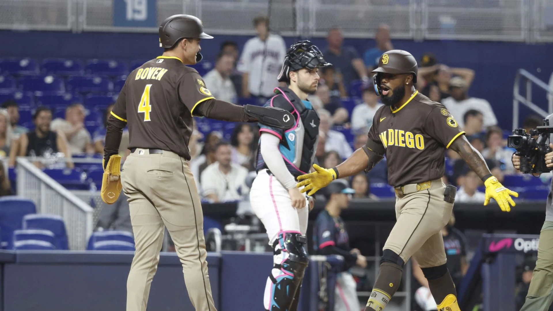 Luis Rengifo stays hot, lifts Padres over Marlins with pinch hit two-run homer
