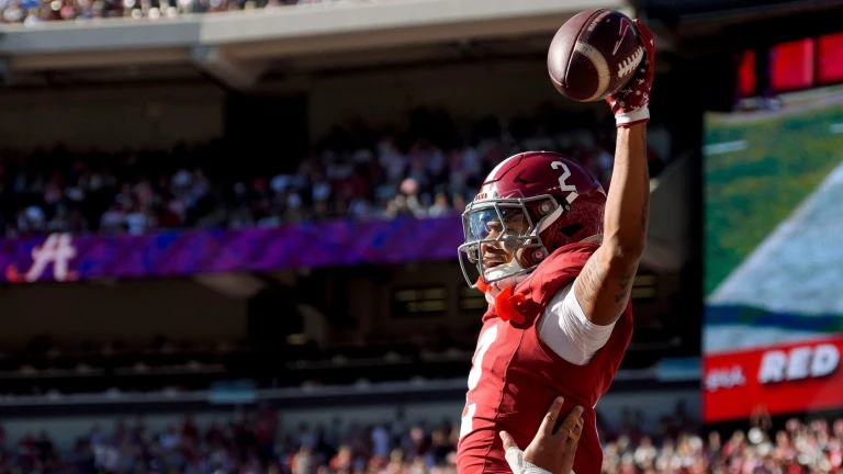 USA Today Ranks Every SEC College Football Team From 1-16