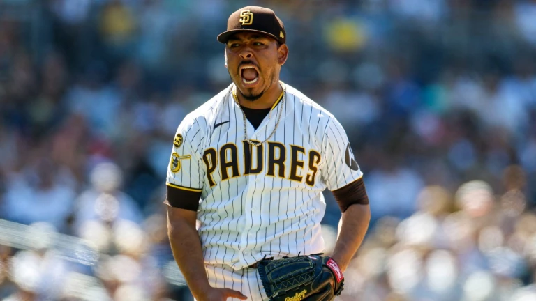 Strong pitcher mix, big fourth inning stakes Padres to sweep Rockies
