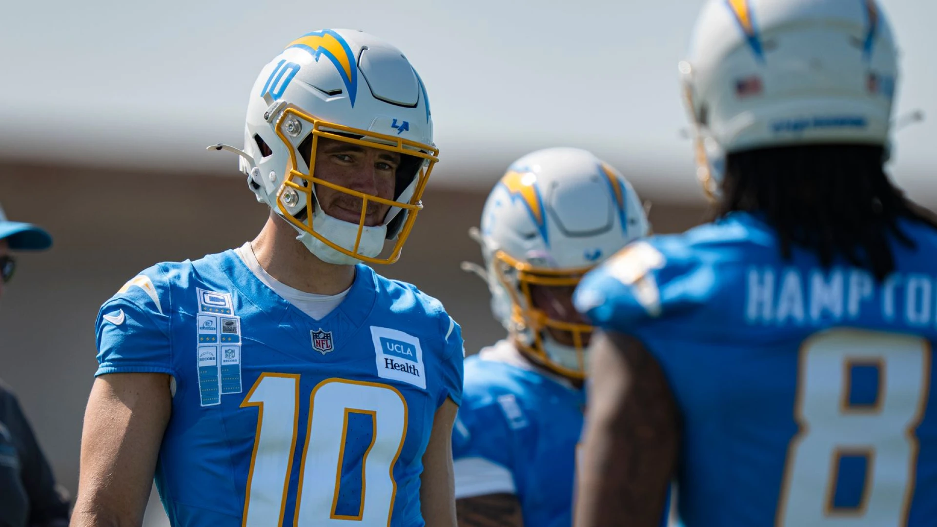 Chargers camp day 1: Justin Herbert comfortable in offense, O'Leary's defense flying, & Tuipulotu sits out