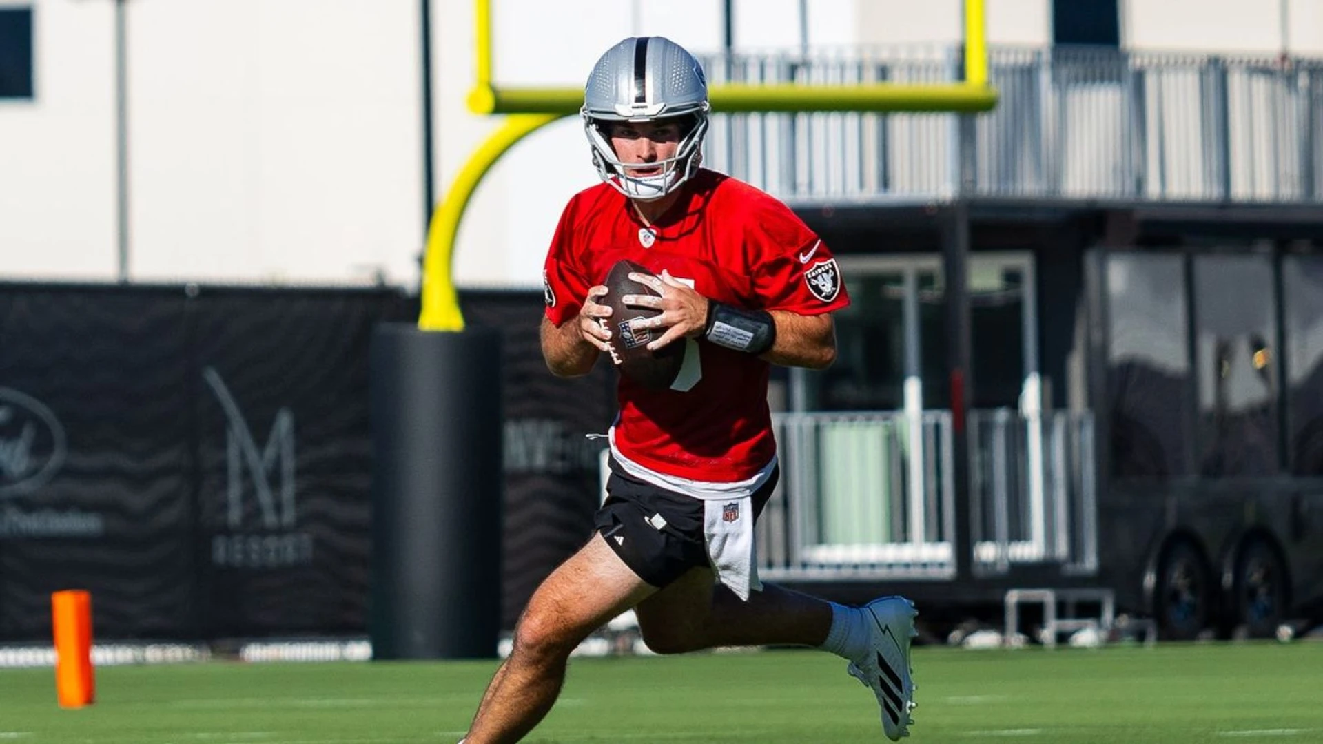 Mendoza-mania and the defensive search for identity early storylines for Raiders