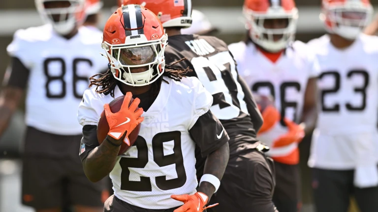 Ranking the Top 10 Undrafted NFL Rookies Who Can Make Their Team