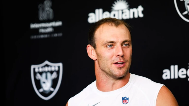 In a Raiders training camp full of competition, Brock Bowers remains the alpha