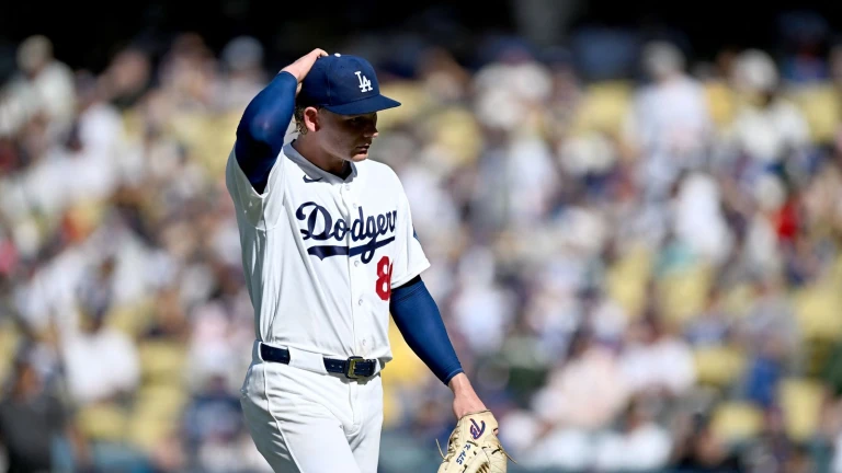 Emmet Sheehan struggles as Dodgers swept by Red Sox