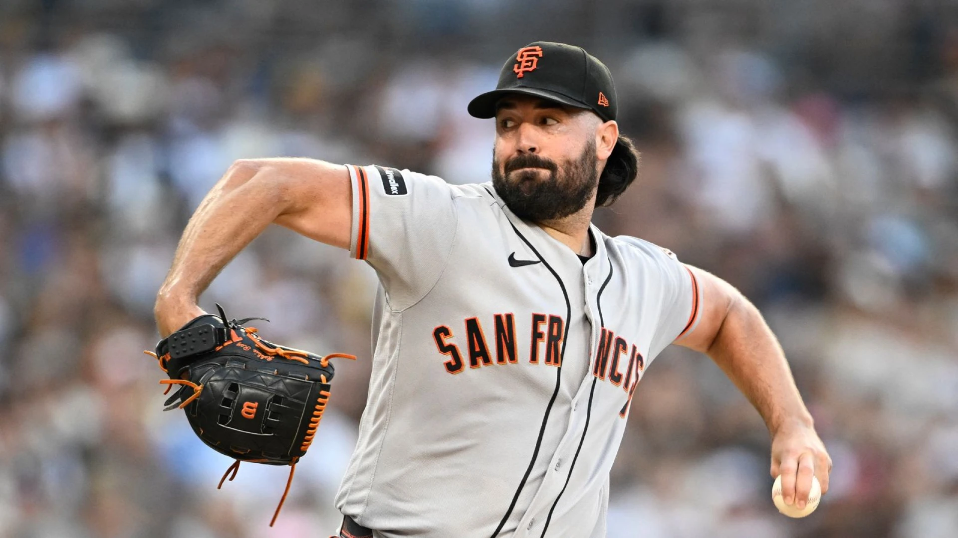 BREAKING: Padres acquire LHP Robbie Ray in trade with Giants