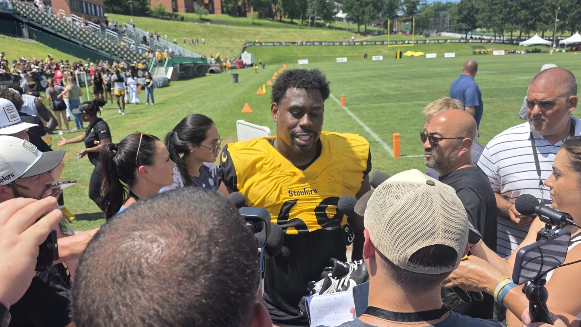 Steelers Sebastian Joseph-Day Cusses Out Troy Fautanu