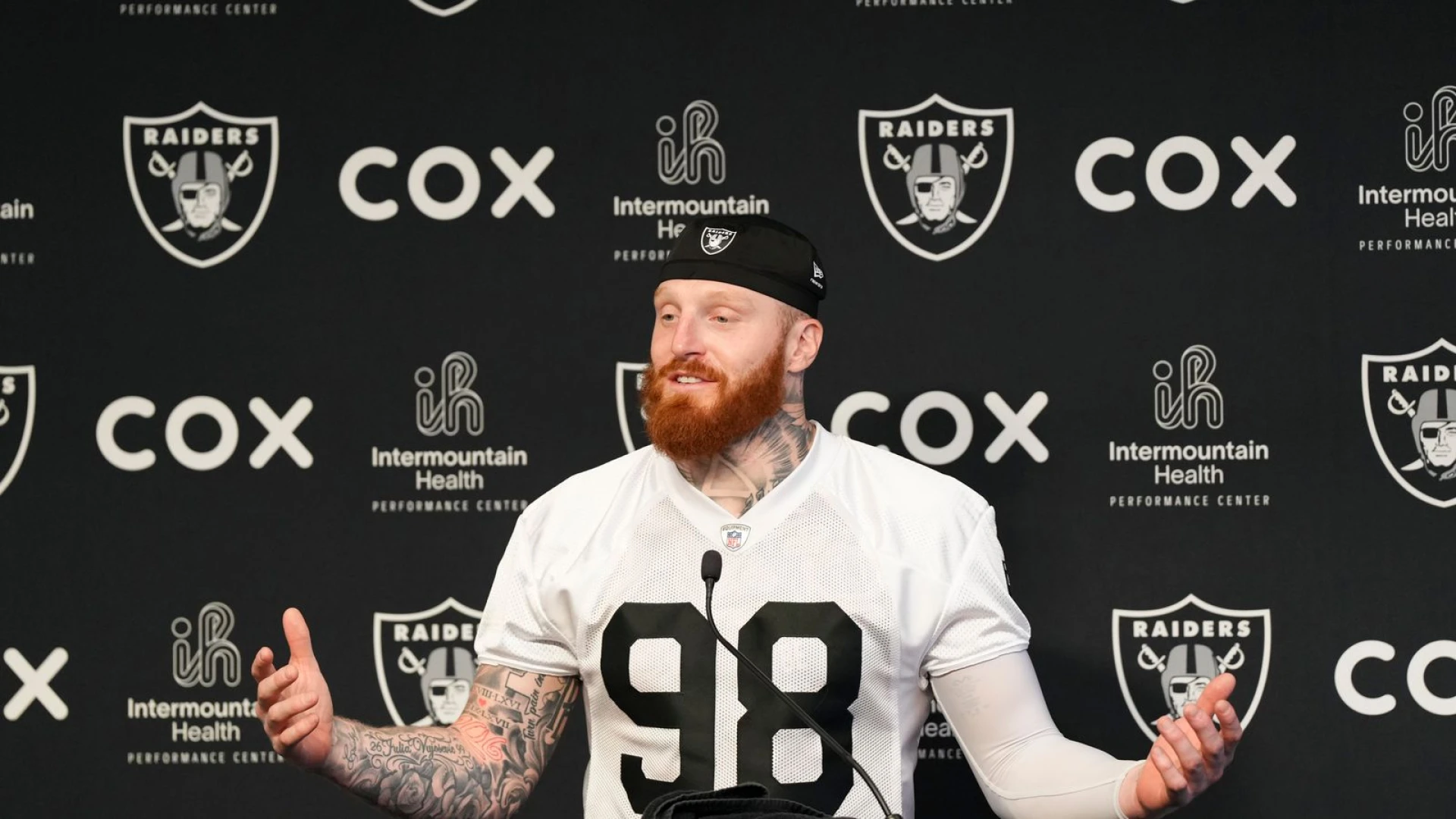 Raiders' Maxx Crosby recalls Rich Bisaccia advice: 'Don't wait to lead'