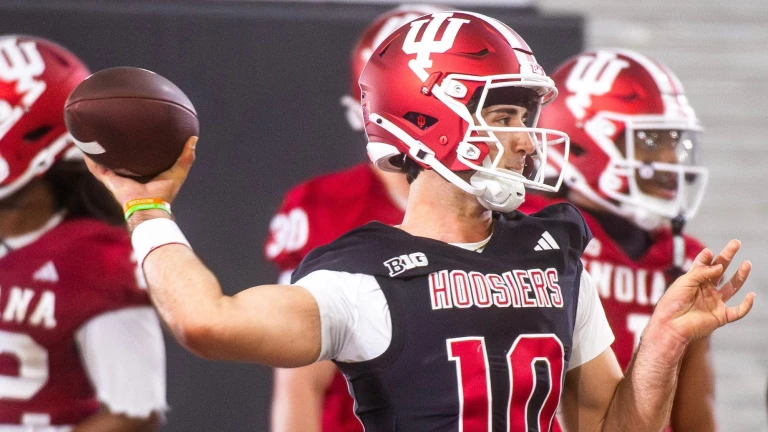 Ranking the Top 15 College Football Quarterbacks Right Now