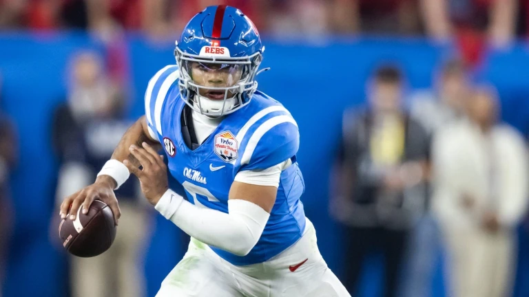 The Athletic Ranks Top 16 Quarterbacks in College Football Right Now