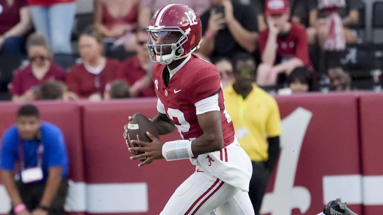 ESPN Ranks Top 25 Teams With Best Chance to Make College Football Playoff