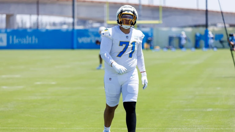 Chargers Camp: Branson Taylor gets first-team look again, Defense makes plays