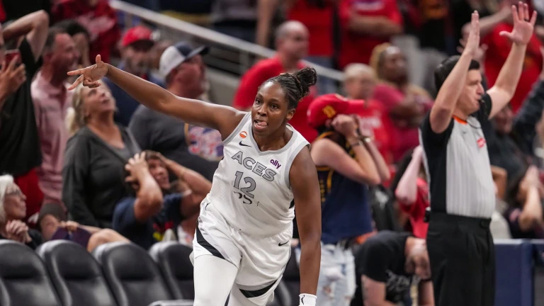 Chelsea Gray, Aces earn statement victory in dramatic fashion over Fever