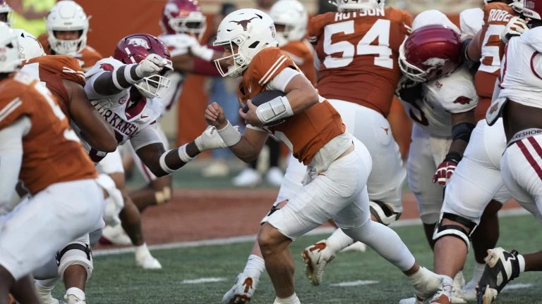 ESPN Ranks Top 10 Teams With Best Chance to Win the College Football Championship
