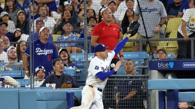 Freddie Freeman's scary fall overshadows Dodgers' sweep as Ohtani delivers