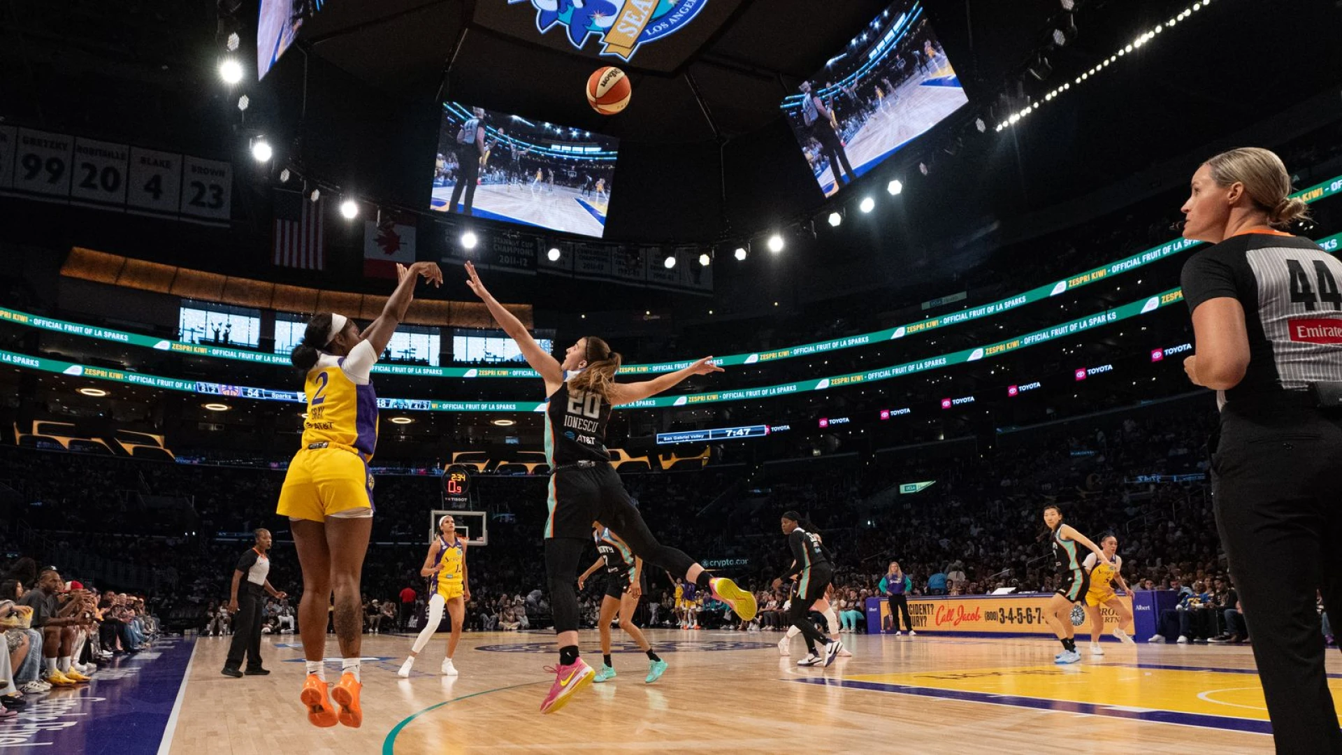 Sparks start three-game road trip in New York against Liberty