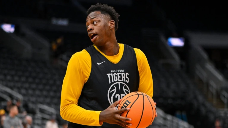 Ranking the Top 20 5th-Year College Basketball Players Who Could Return for 2026