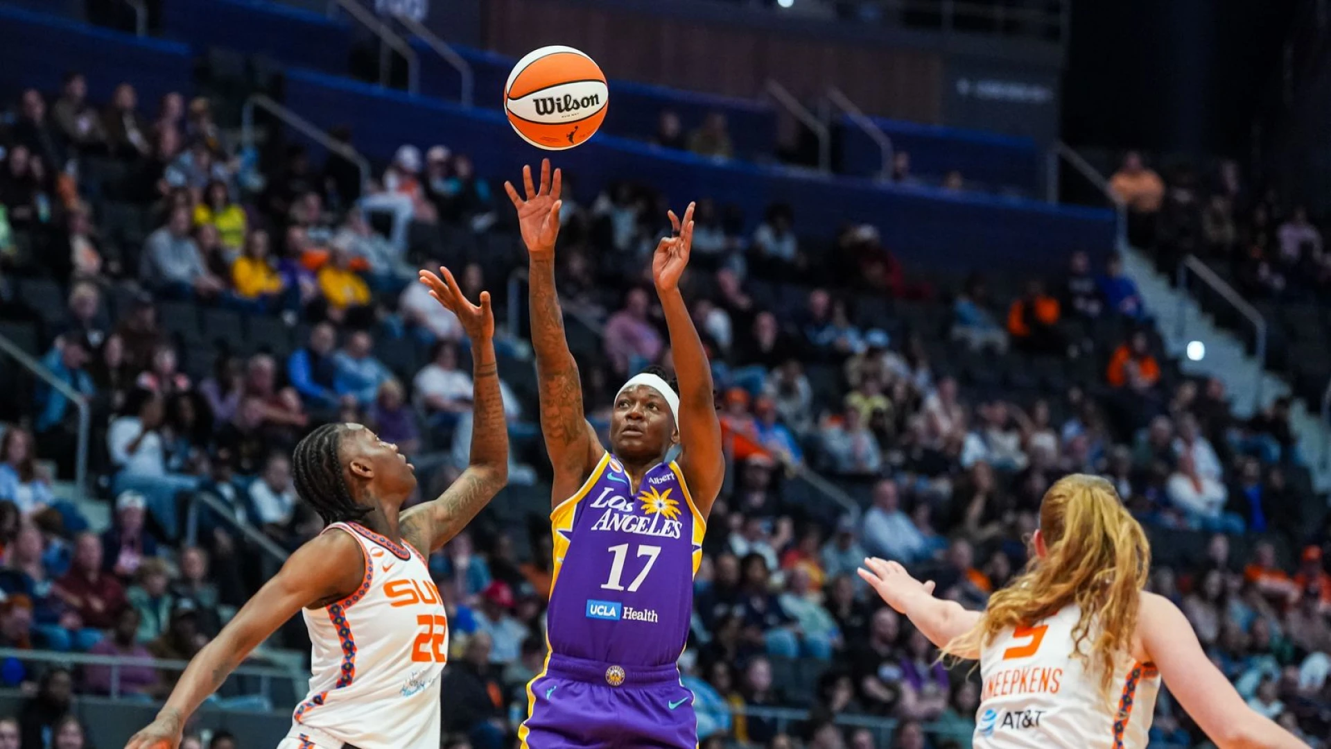Sparks finish road trip against Sun in TD Garden