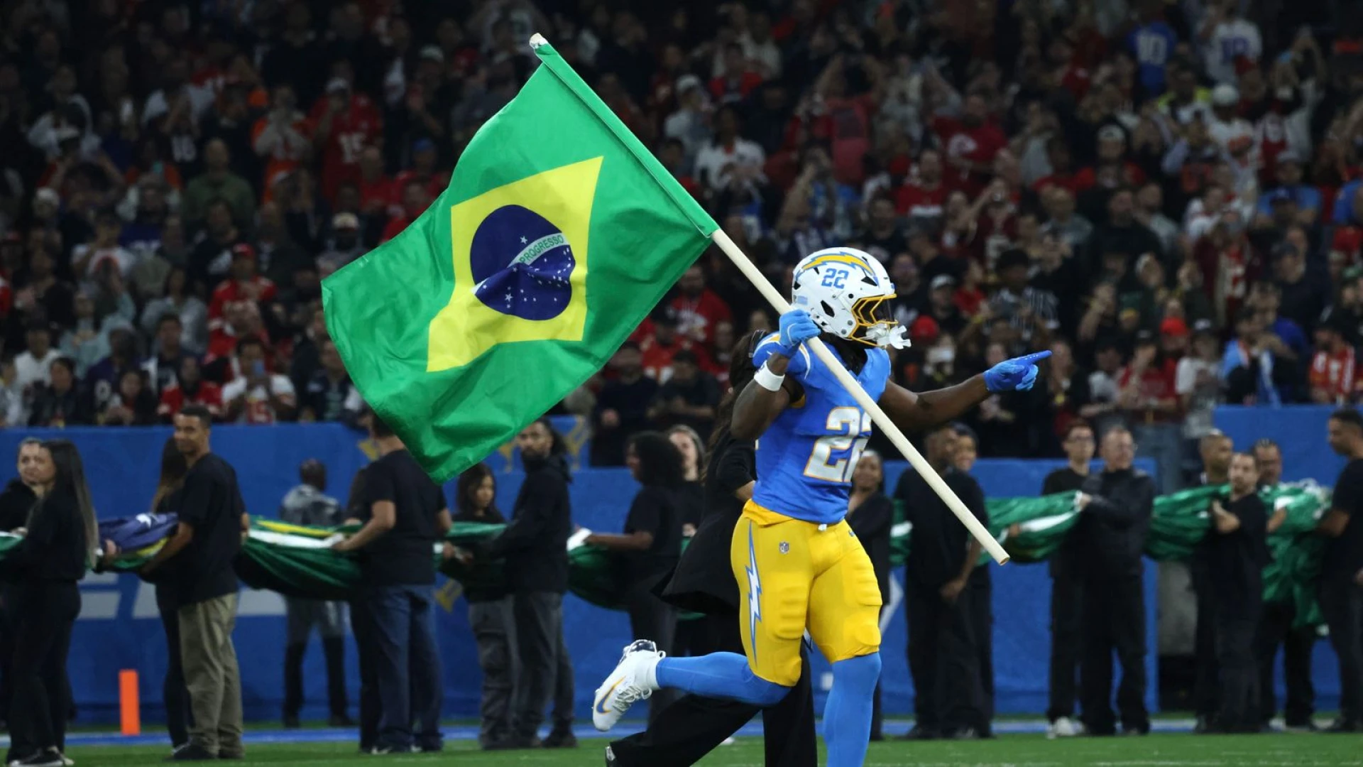 Najee Harris leaves Jim Harbaugh for John and the Giants