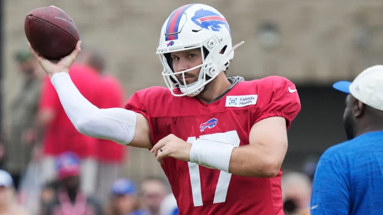 ESPN Ranks the Top 10 NFL Quarterbacks Going Into the 2026 Season