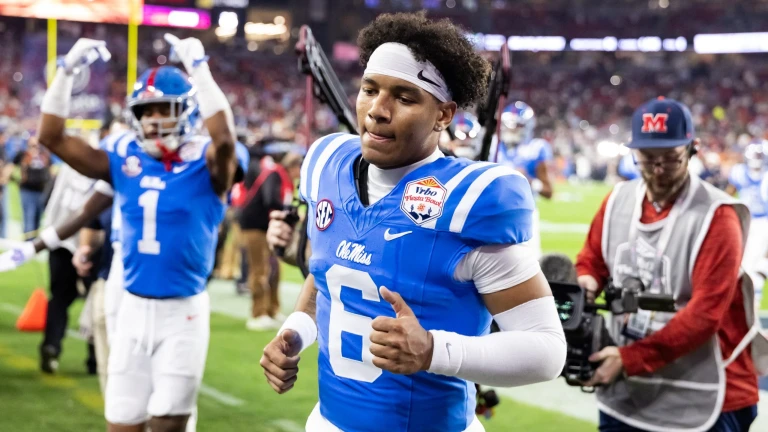 The Athletic Ranks Top 16 Quarterbacks in College Football Right Now