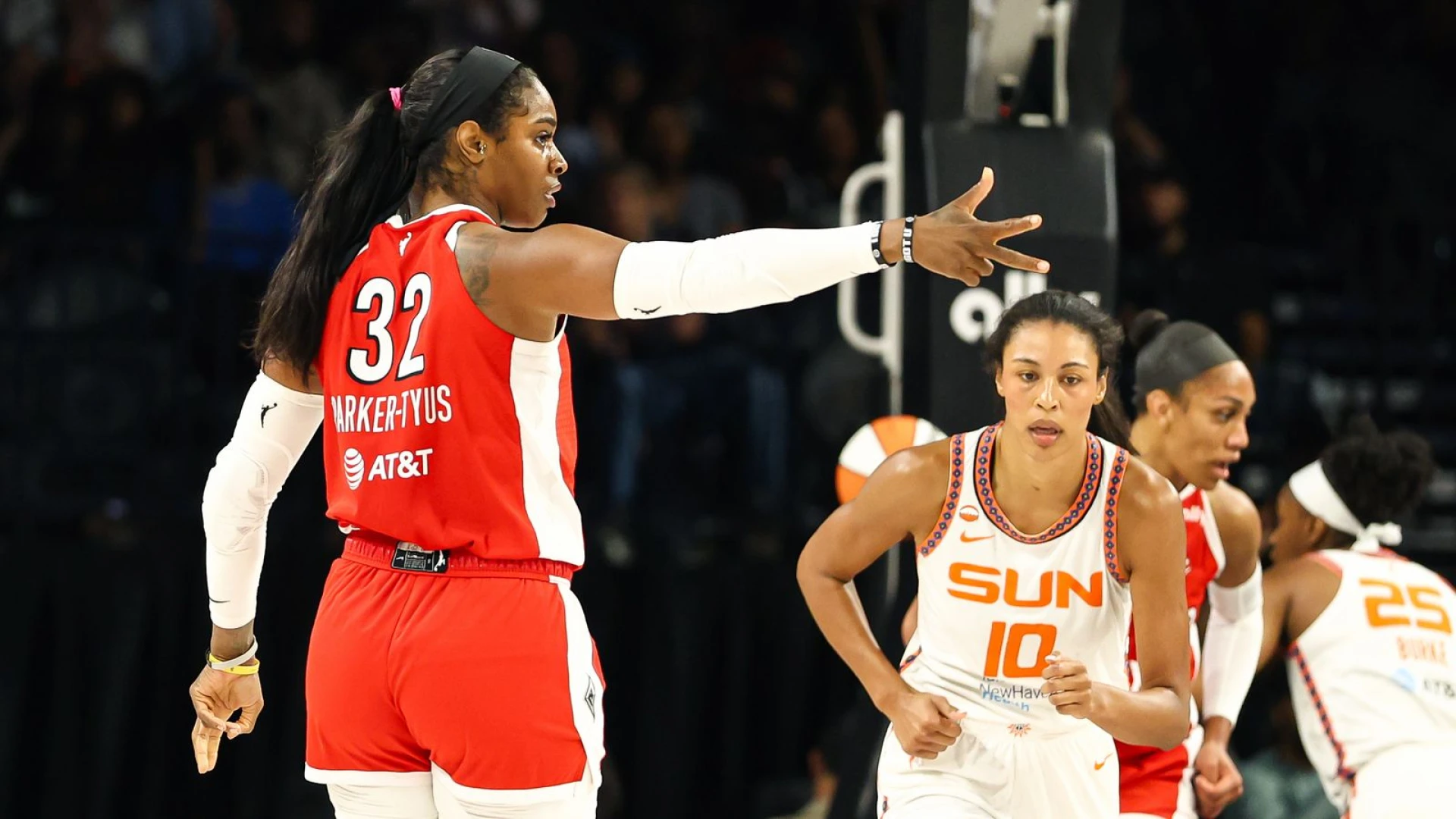 Jackie Young, defense, bench the keys as Aces get back to winning ways