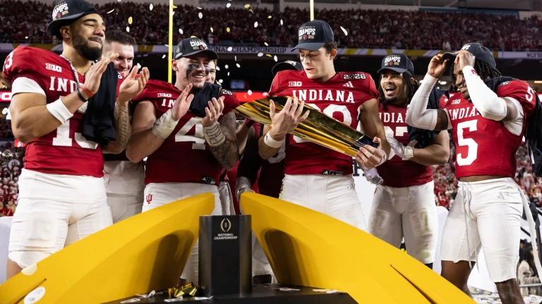 ESPN Predicts the Entire College Football Playoff & Bowl Slate