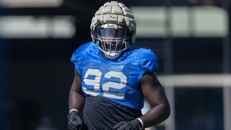 TST Images: UCLA Football Practice at Wasserman Football Center