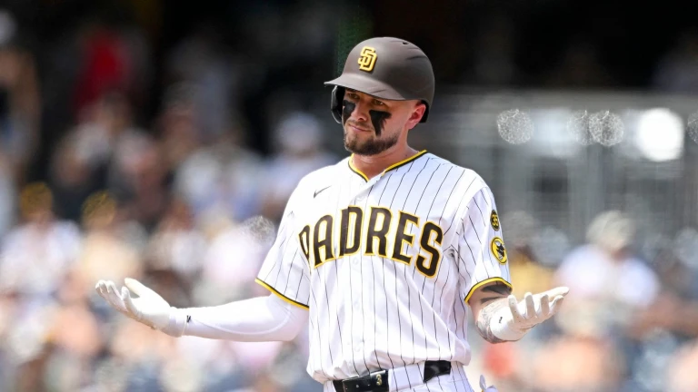 Merrill makes chances count, Padres pitchers survive choppy water in win over Pirates